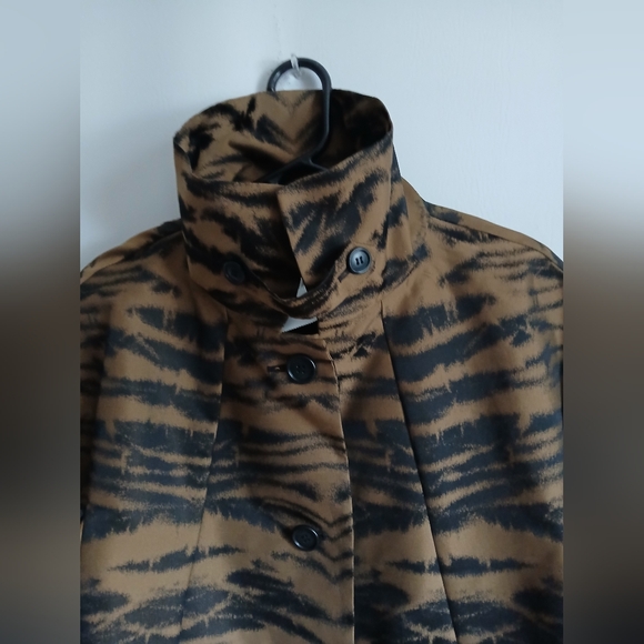 DKNY Black & Brown Animal Print Mid Length Lightweight Coat SzS Pockets - Picture 16 of 16